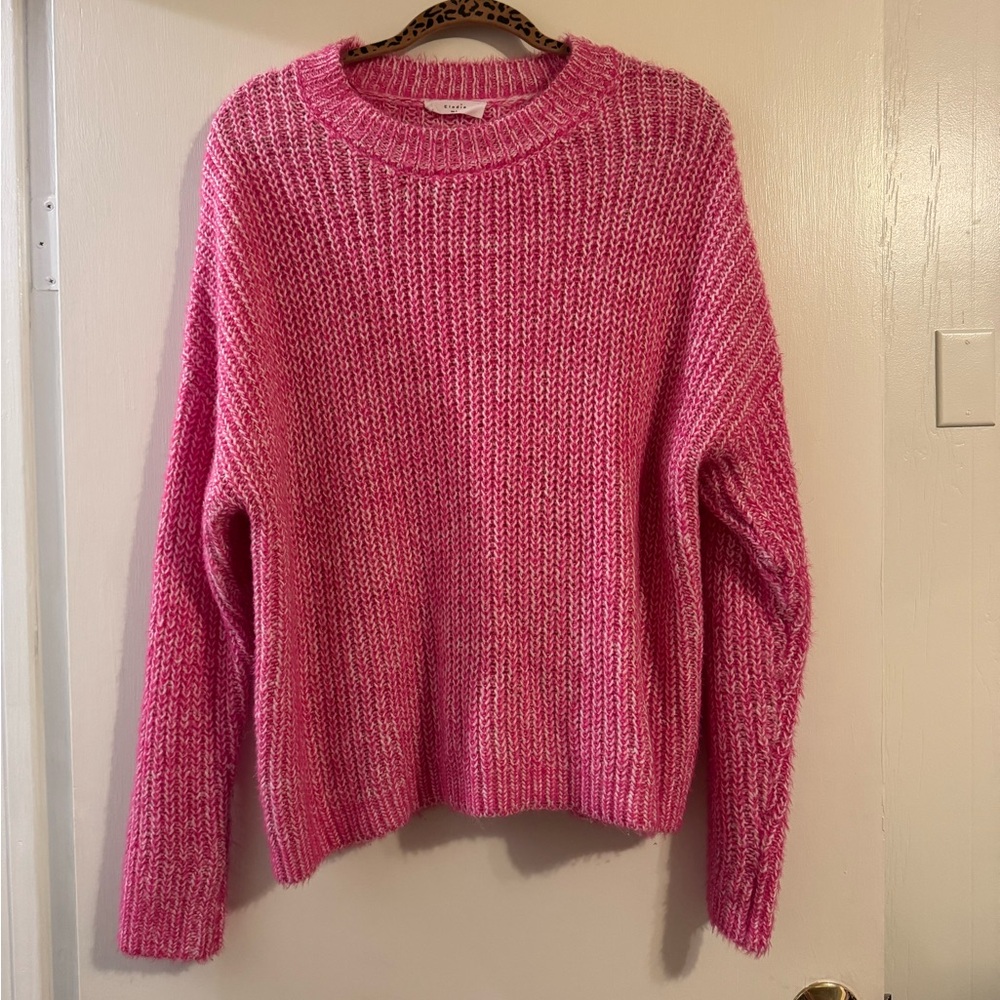 pink sweater.